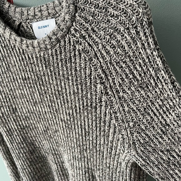 Woven Sweater - Thick, Comfy, gray Christmas sweater - Picture 5 of 6